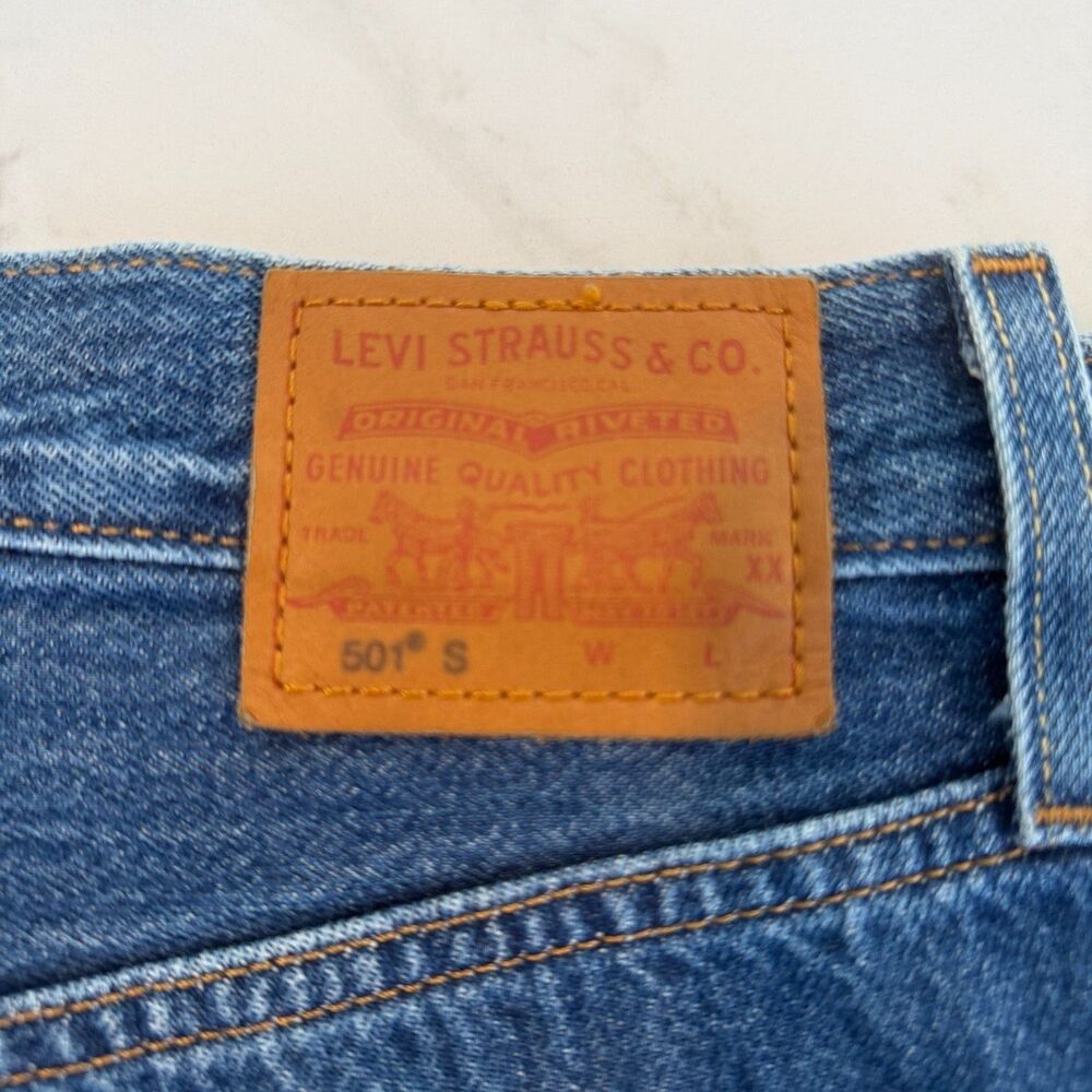Levi's Premium Women's 501 Skinny Distressed Button Fly Big E 26 Americana Indie - Picture 5 of 7